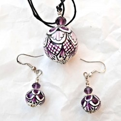 Parure collana orecchini in ceramica maiolica Deruta dipinto a mano viola